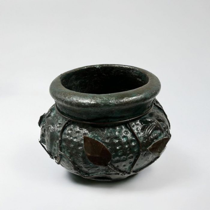 Metal Chata Pot